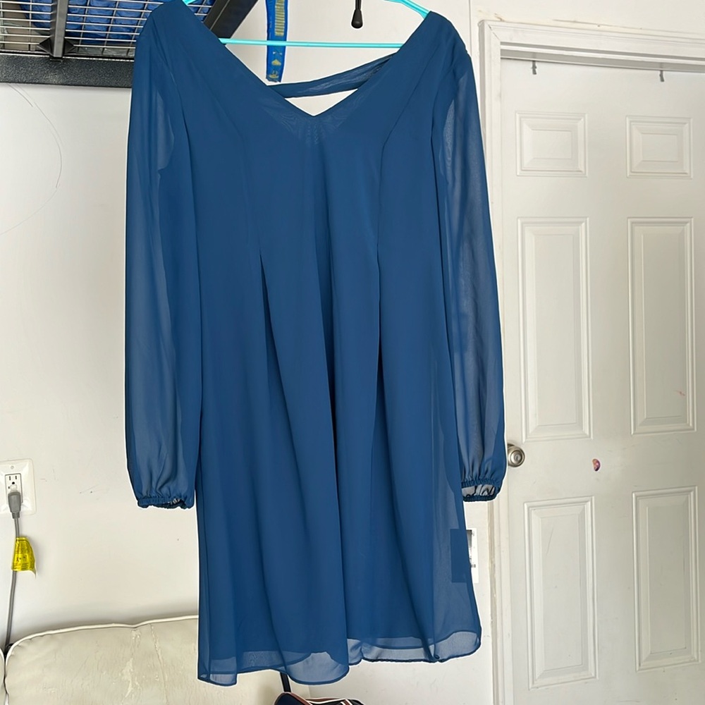 Women dress. NEW with label. Size XS.